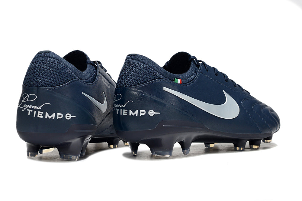 Nike Tiempo