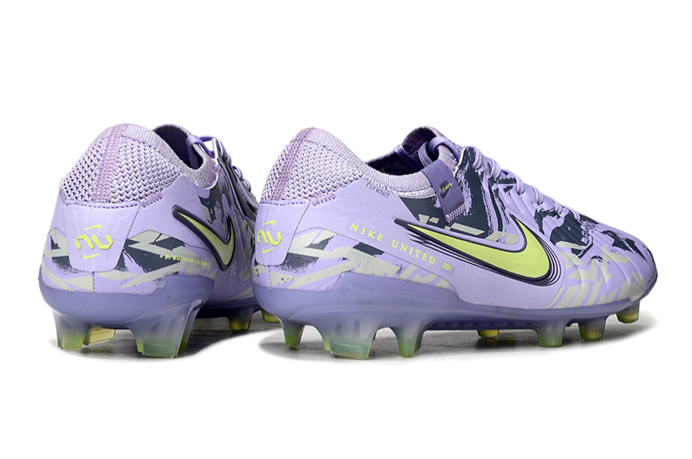 Nike Tiempo