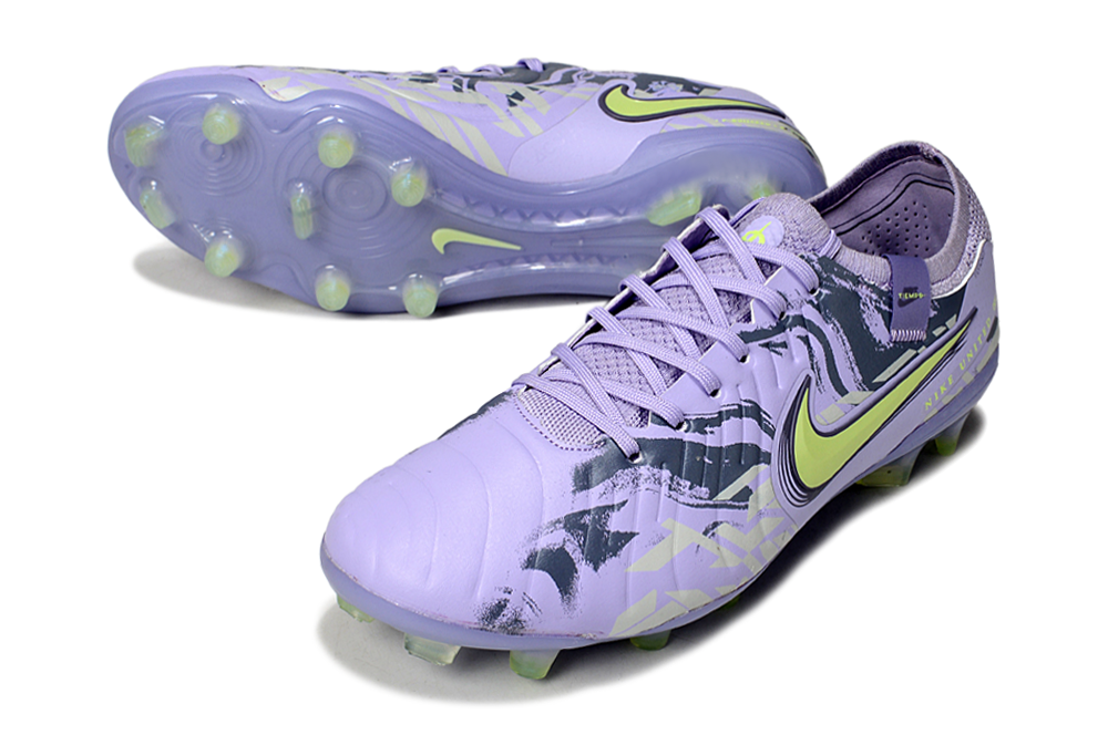 Nike Tiempo