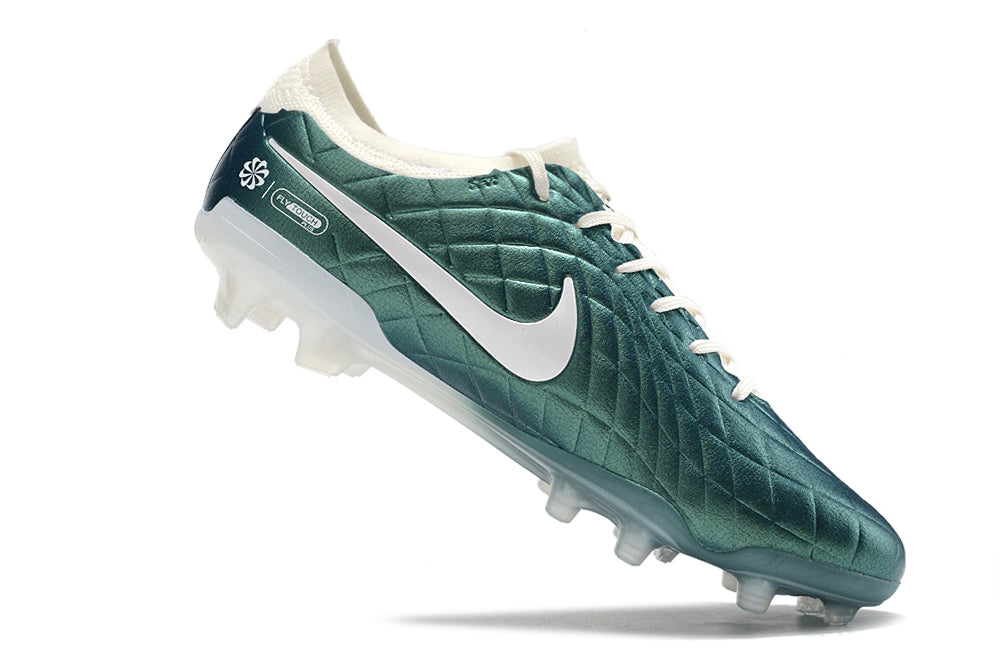 Nike Tiempo