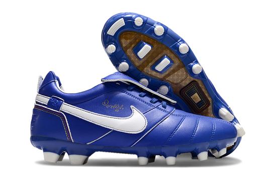 Nike R10